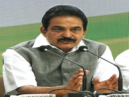 Venugopal writes to Railway Minister over Kerala train assault, seeks stronger safety measures for women passengers