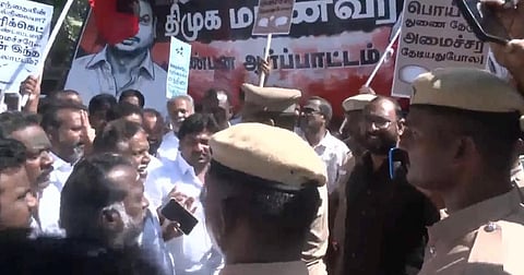 Chennai: DMK workers demanding resignation of Minister Sarath Kumar detained