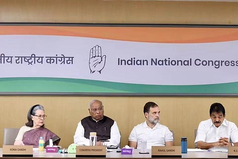 Image featuring Congress leaders Sonia Gandhi, Mallikarjun Kharge, Rahul Gandhi and KC Venugopal at a Congress Working Committee meeting.