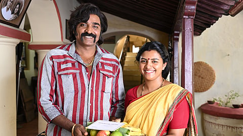 Vijay Sethupathi & Lijomol Jose in a still from Baththa