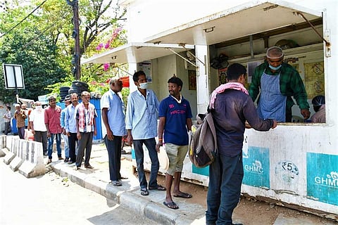 Over 1 lakh free meals a day: GHMC's 'Annapurna' a lifesaver in Hyd amid lockdown