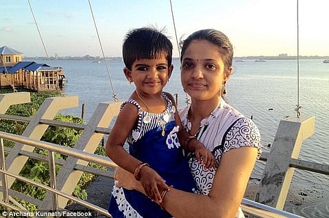 Holding three-year-old daughter, Kerala woman jumps in front of train in Sydney