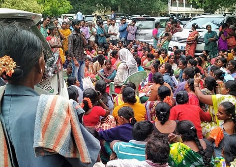 Pourakarmikas in Bengaluru protest over unpaid wages, pose questions to BBMP Mayor