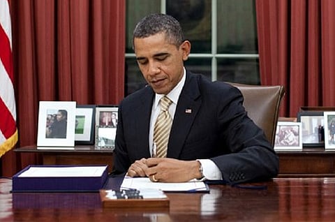 Video: Obama makes fun of himself, at the White House dinner