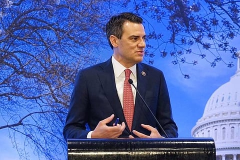 Batting for skilled Indian immigrants, US lawmaker calls for merit-based Green Card system