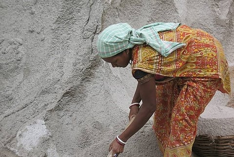 Forced out of their homes for dam building in '60s, these TN families remain bonded labourers