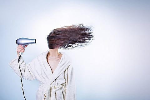 Hairstyle choice may increase hair loss risk: study