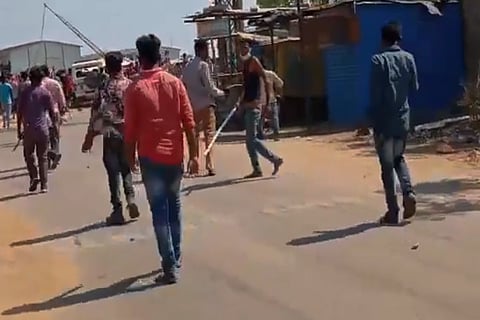 Migrant workers housed at IIT Hyderabad attack cops, want to go back home