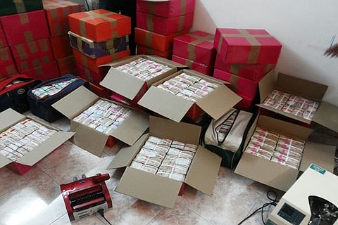 Chennai IT raid: Rs. 10cr in new notes recovered, accused linked to TN CM and top bureaucrat