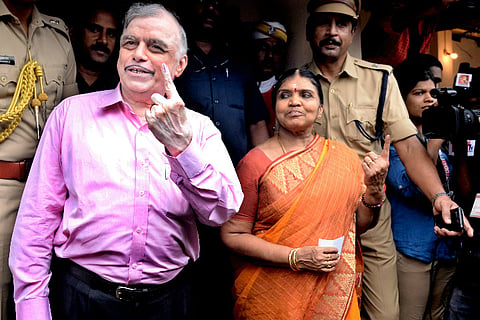 ഗവർണർ സദാശിവം സംസ്ഥാന നിയമസഭാ തെരഞ്ഞെടുപ്പിൽ വോട്ട് ചെയ്തു