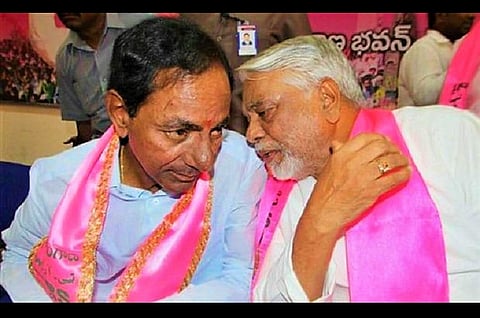 TRS softens stand on RTC strike, urges protesting employees to come for talks