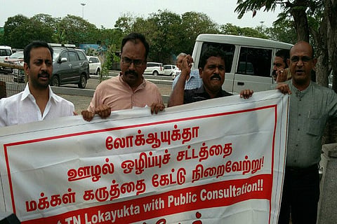Don’t pass Lokayukta Bill without public consultation, say TN activists as cops detain them