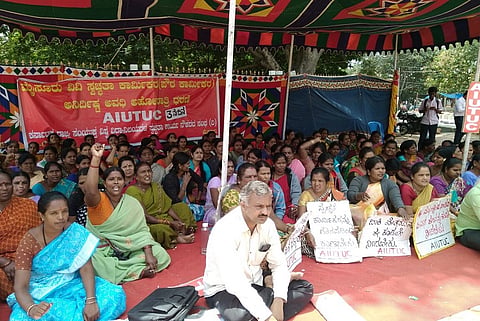 Denied wages, sanitation workers at Mysore University stage protests outside VC office