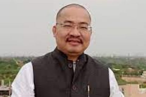 Professor Kham Khan Suan Hausing