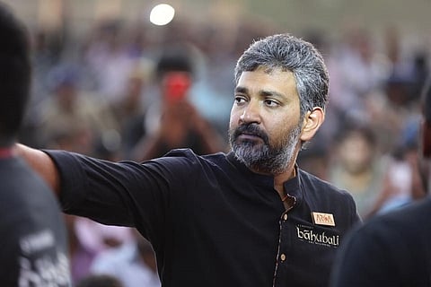 Director SS Rajamouli lauds Ram Charan's Dhruva trailer