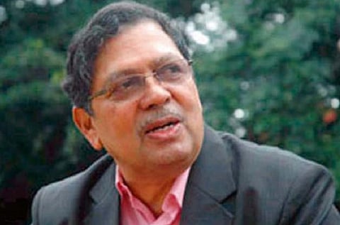 Congress, BJP promise to revamp Lokayukta, Justice Santosh Hegde calls it ‘lies’