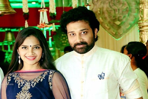 Telugu actor Shiva Balaji files police complaint after wife faces online abuse