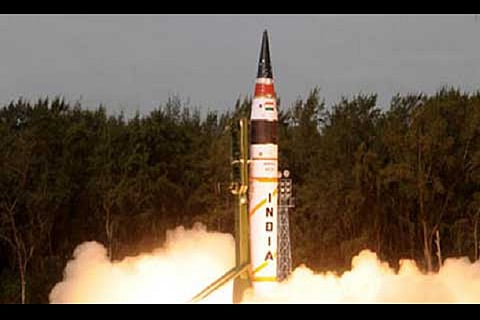 India successfully test fires Agni-IV missile