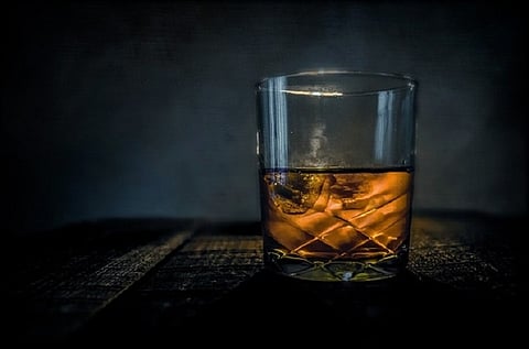 YouTube videos glamourising alcohol promote risky behaviour among teens: Study