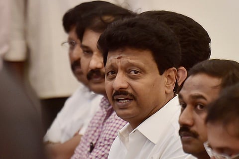 Angered by I-T raids, Sasikala’s brother blames Jayalalithaa for not protecting her