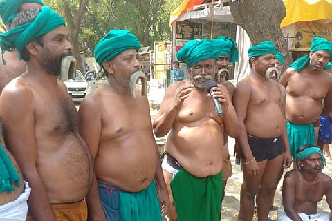 Prove I am a fake, I will take my own life: TN farmer Iyyakannu leading Delhi protests