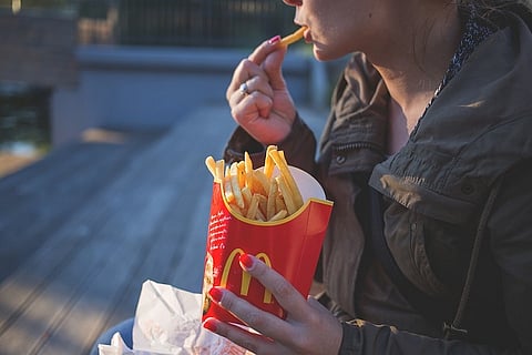 The World Health Minute: 100 cases of swine flu in Maha, fast food health risks rising in Asia