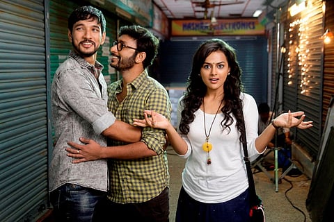 'Ivan Thanthiran' Review: The engineering drop out who fights evil with memes is here