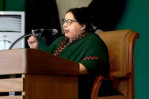 Will persuade centre for rights of Tamils: Jayalalithaa to Northern Province CM