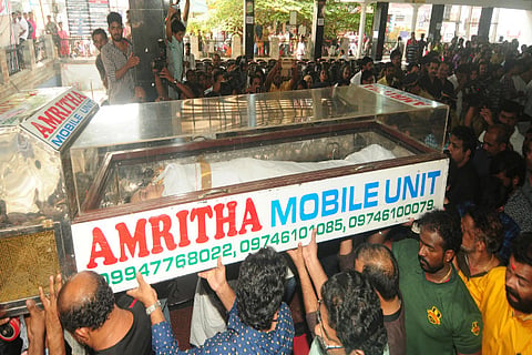 A Final Goodbye: Pictures from actor Kalpana's funeral