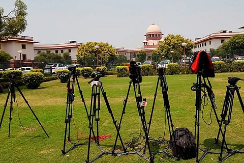 Silence of English media worrying: Caravan Editor on Loya's suspicious death