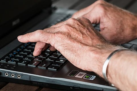 Check out the online stores which will love your grandparents just as much as you do