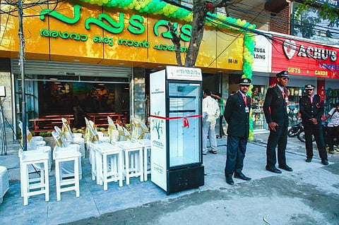 A Kochi restaurant keeps a public fridge to drop off excess food and it's been full ever since
