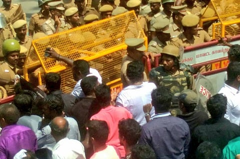 Protest against Sterlite plant turns violent: police, demonstrators clash in TN