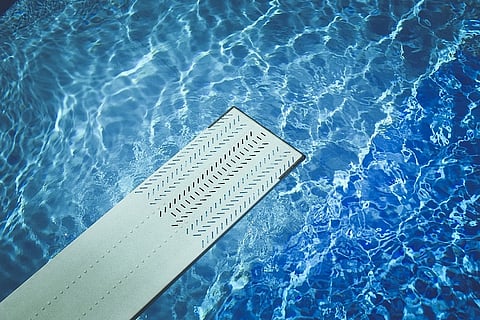 Swimming pool