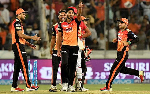 Sunrisers Hyderabad defend another low score to break Kings XI Punjab’s winning streak