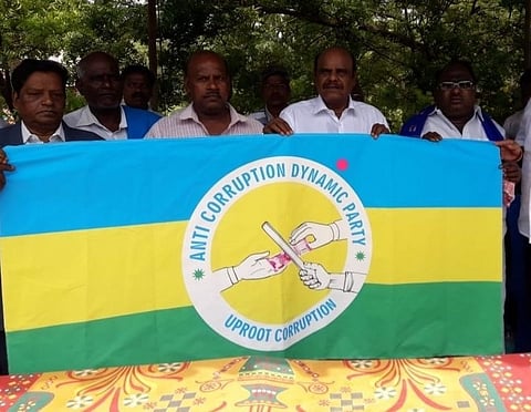 Former Justice CS Karnan reveals flag of his ‘Anti-Corruption Dynamic Party’