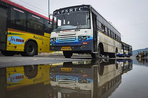 An APSRTC bus