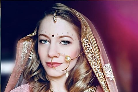 Aparna Mulberry