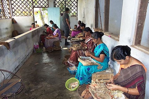 Kerala govt sanctions Rs 20 crore for rehabilitating beedi workers