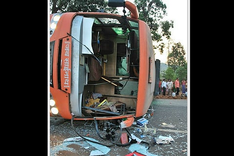 Three women killed in Telangana after bus hits auto rickshaw in Telangana