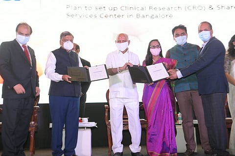 Karnataka Chief Minister BS Yediyurappa Industry Minister Jagadish Shettar in a meeting with industrialists