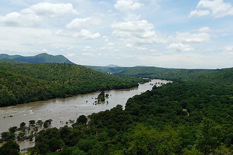 Centre says no time to draft Cauvery scheme, SC says file affidavit by May 8
