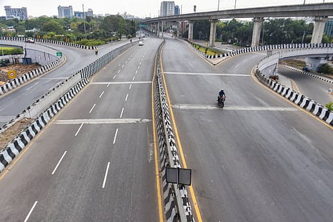 Photo of a deserted road in Chennai during COVID-19 lockdown, 2021