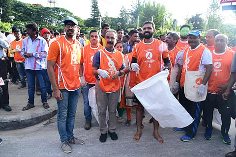 Bengaluru’s first ‘plog run’: People pick up plastic waste on morning run