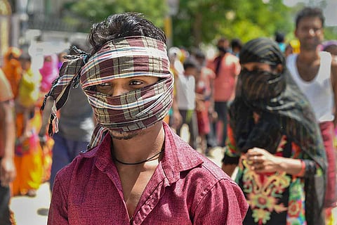 150 migrant workers in Hyderabad stopped from travelling to Andhra on foot