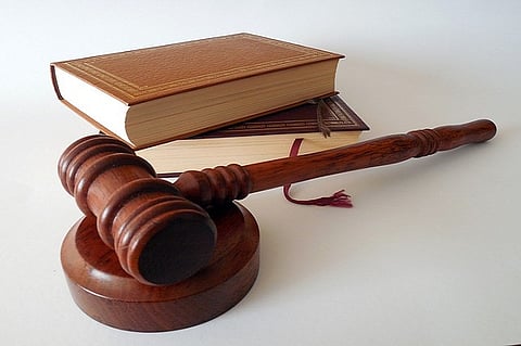 Kerala HC dismisses plea to implement Swadesi dress code for lawyers