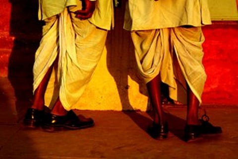 DMK, Congress and Left condemn Chennai club denying entry to a judge wearing dhoti