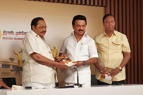 Stalin and Durai Murugan of DMK posing