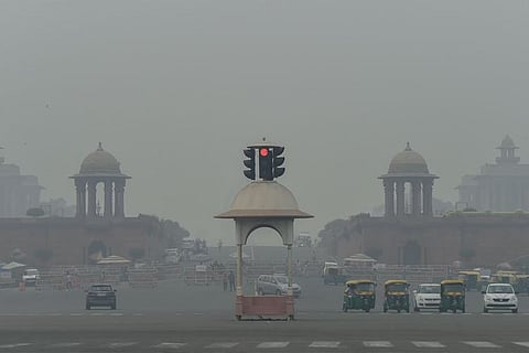 Delhi's air quality continues to be 'very poor', schools reopen today