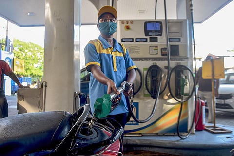 Petrol pump